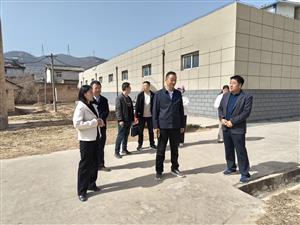 市农科院领导督查调研试验站工作