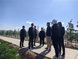 市农科院领导调研指导试验站工作